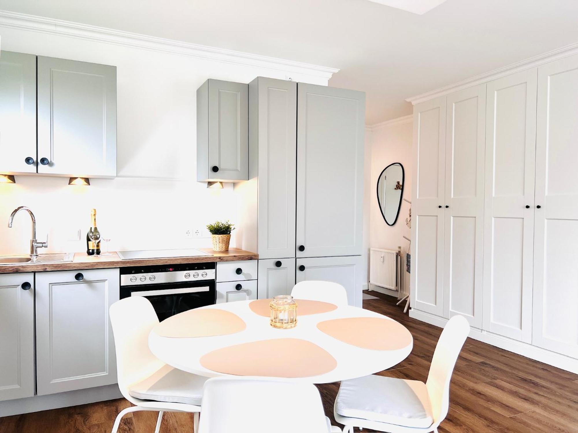 Neu - Frisch Renoviertes Ferienapartment "Waterkant" Бюзум Экстерьер фото